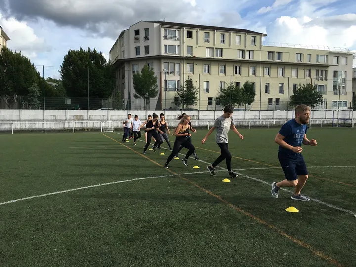 KRAV MAGA et PANCRACE ISSY LES MOULINEAUX — MMA à Quartier La Ferme / Les Îles / Les Chartreux, Issy-les-Moulineaux