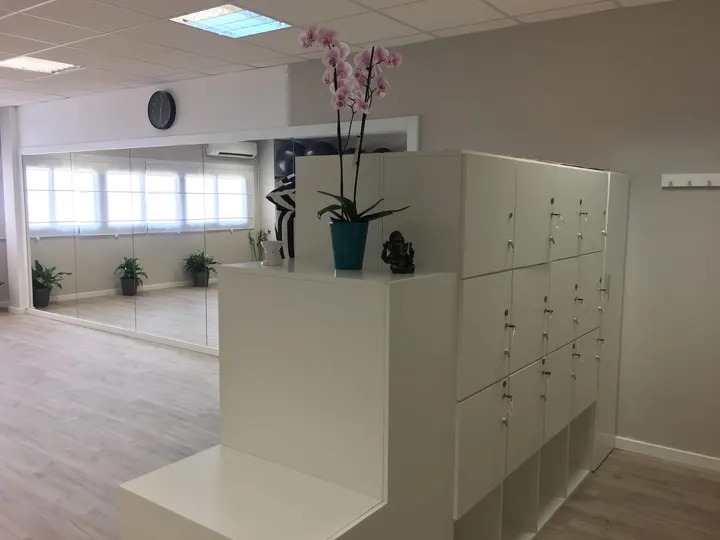 Respira con Ana Carrillo — pilates-studio en Torremolinos — 4
