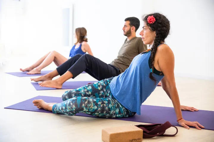Mouna : Yoga et Pilates — yoga-studio aux Chalets / Bayard / Belfort / Saint-Aubin / Dupuy, Toulouse — 3