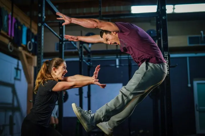 Wellenreiten Yoga @CrossFit Rosenheim — yoga-studio in Rosenheim — 2