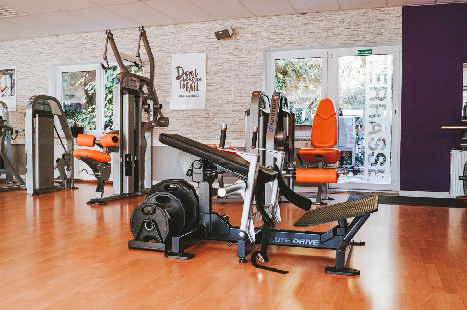 Premiumfit Fitness- und Gesundheitsstudio — träningsstudio i Siegen — 3