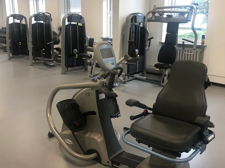 Fredericia Fysioterapi og Træningsklinik — PT-studio i Hyby Lund, Fredericia