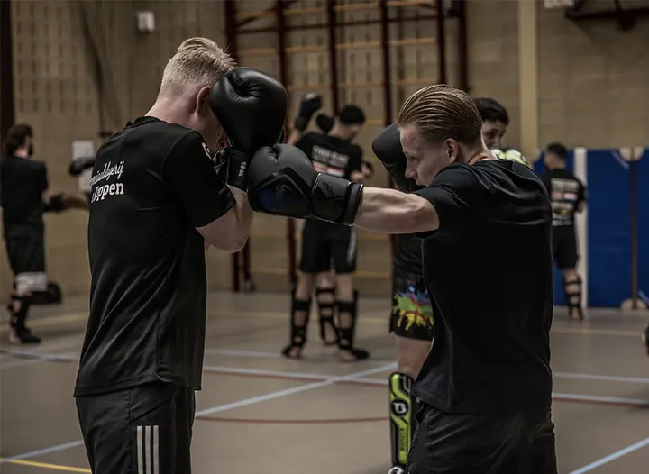 Fighting4All — Vechtsport in De Kade, Maassluis