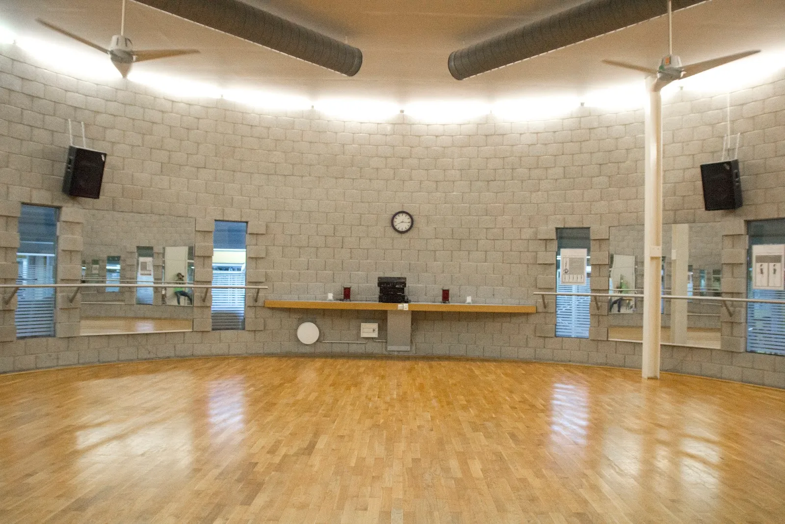 Fitness 4-Fun Rosenträger & Jürgensen GbR Fitnessstudio — fitnessstudio in Schreventeich, Kiel — 2