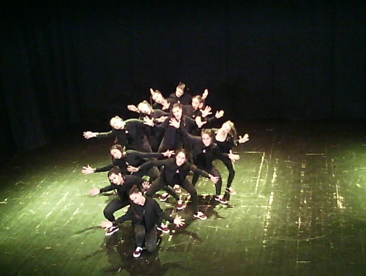 Asociacion Bailes Urbanos — baile-studio en Móstoles — 5