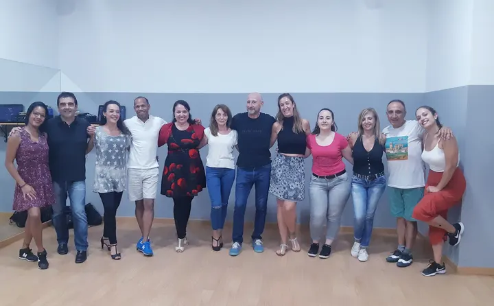 Escuela De Baile 8 Tiempos — baile-studio en Extramurs, Valencia — 2