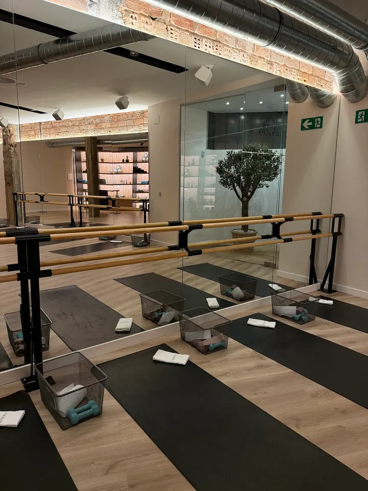 BIOBA BARRE ESTUDIO — Barre en Abando, Bilbao