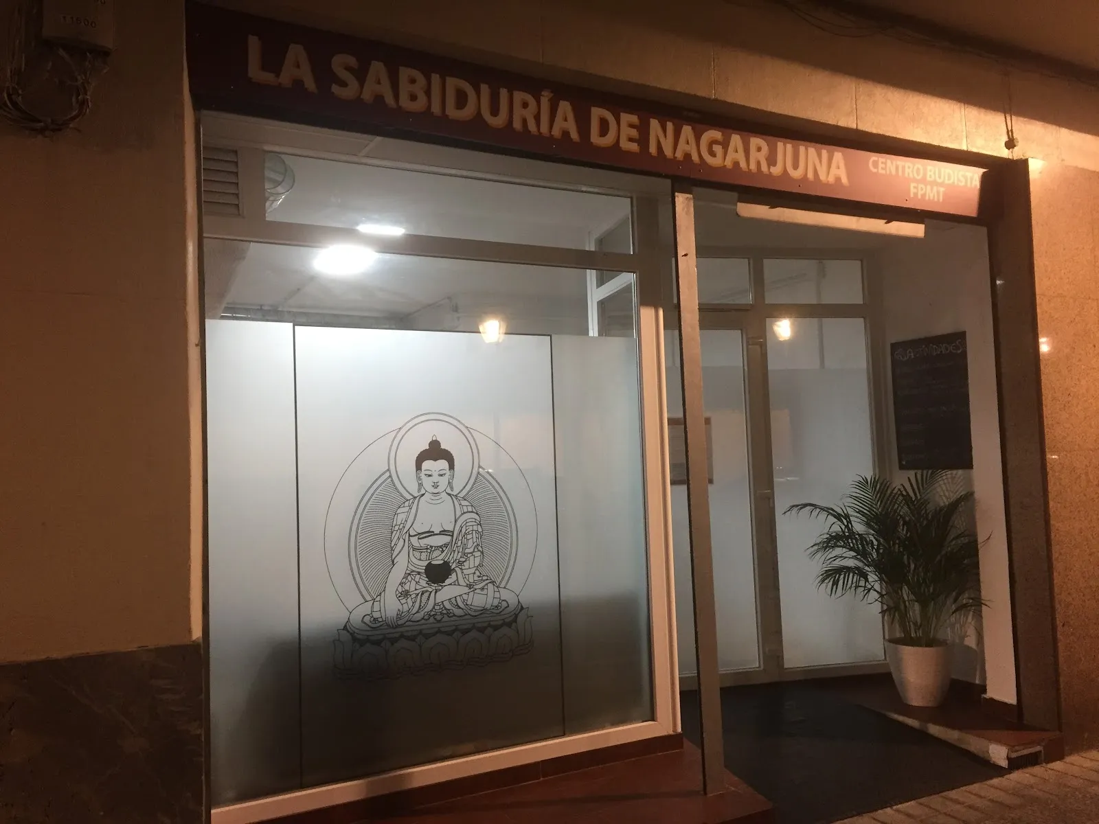 La sabiduría de Nagarjuna - Budismo y Meditación — meditación-studio en Bilbao — 3