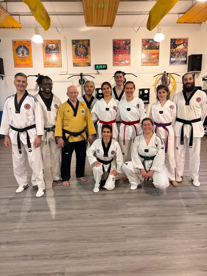 Accademia Europea — Boxe a Buenos Aires - Venezia, Milano