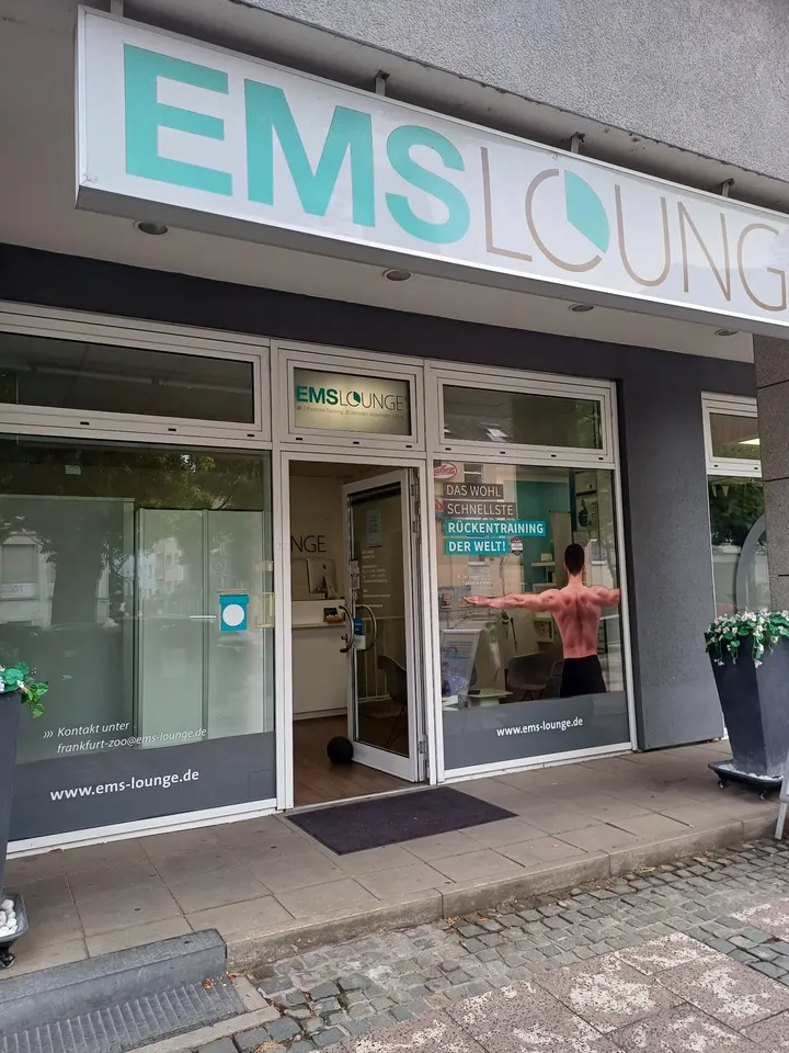 EMS-LOUNGE Frankfurt-Zoo — ems-training-studio in Ostend, Frankfurt am Main — 2