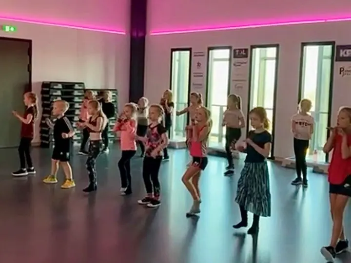 Dance & Fitness Leeflang Koning — Dans in Broeckgouw, Volendam