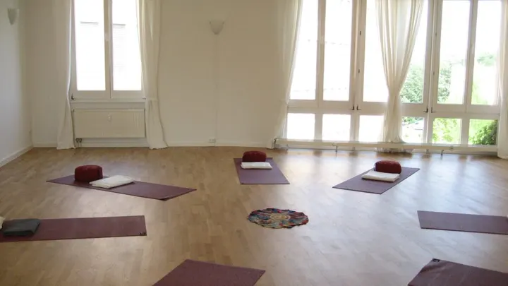 Ruhepol Yoga - Yoga, Klang & Entspannung — yoga-studio in Potsdam — 3