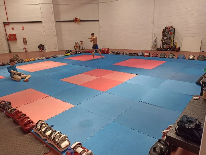 Laqueus Club Fígares — muay thai-studio en Angustias - Chana - Encina, Granada — 3