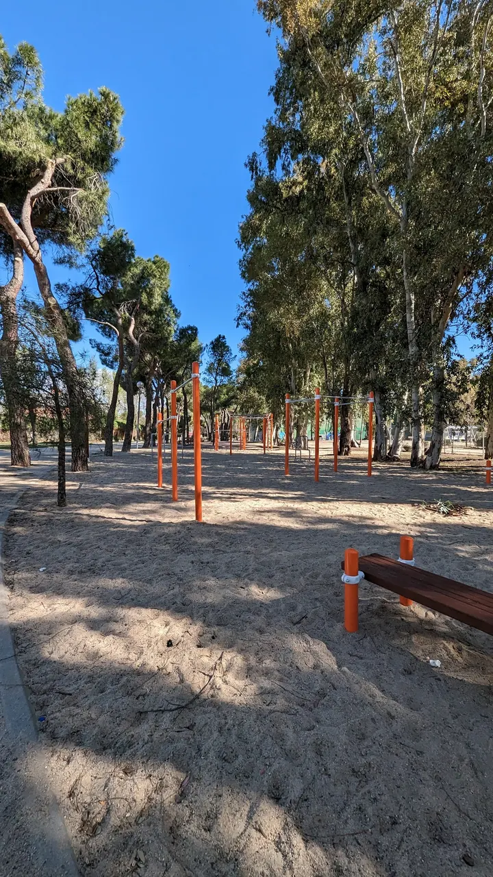 Street Workout - Calistenia — estudio de fitness-studio en Los Frailes, Leganés — 2