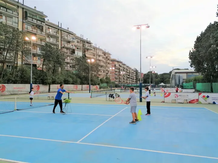To Live Sportscenter — palestre-studio a Tor Marancia, Roma — 2
