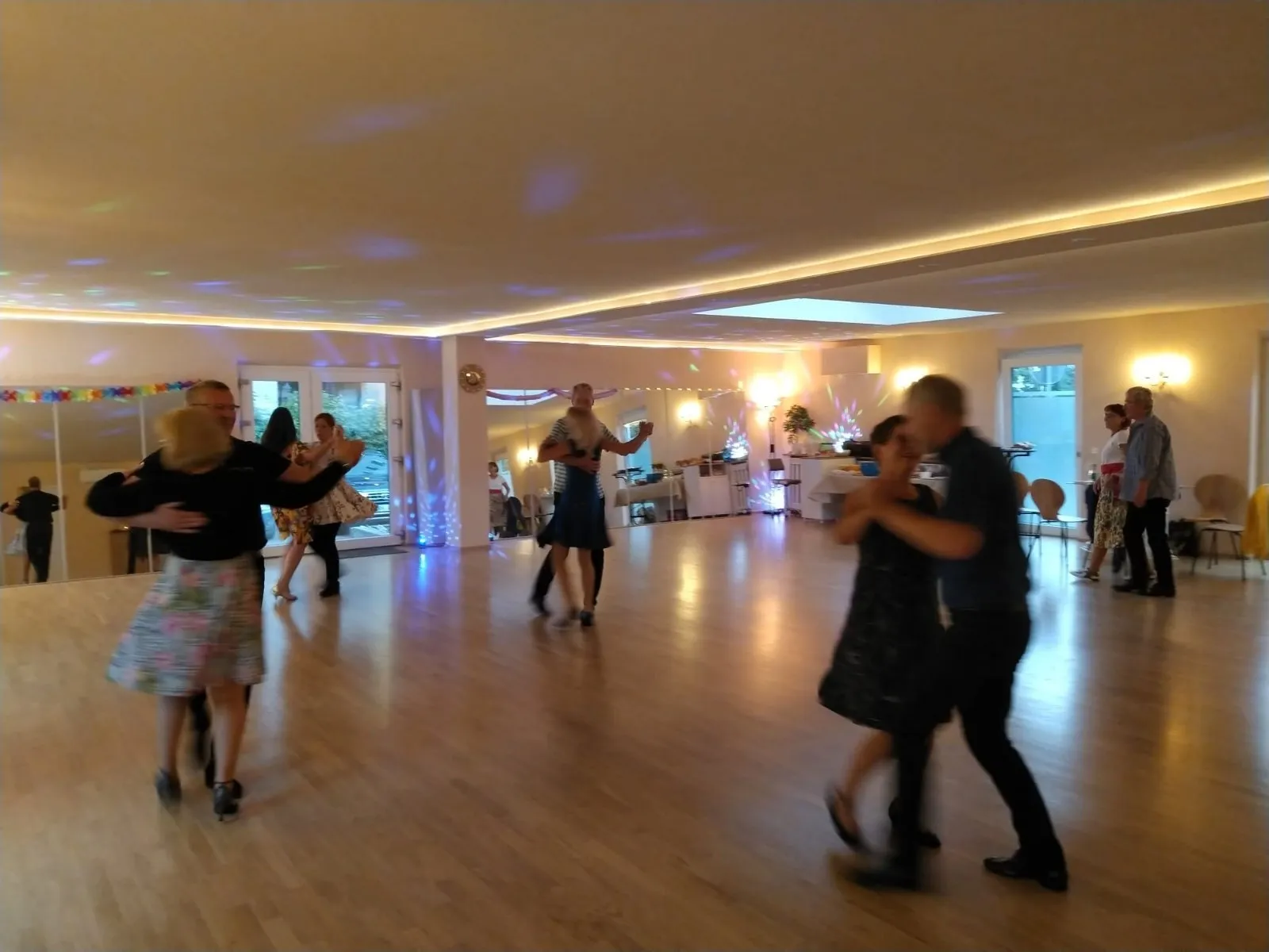 Tanzschule Camelia's Tanzfreunde — tanz-studio in Magdeburg — 2