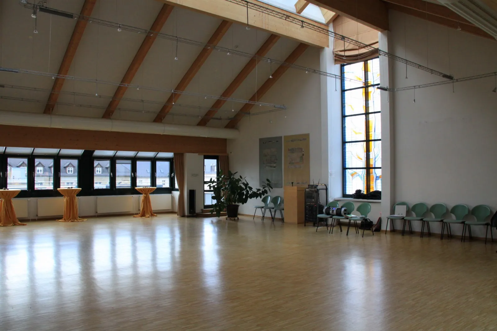 Tanzschule Camelia's Tanzfreunde — tanz-studio in Magdeburg — 3