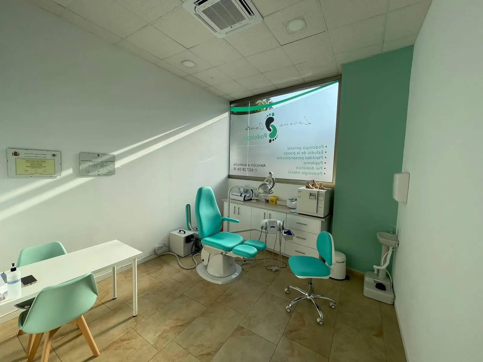 Fisiovenus Fisioterapia, Pilates y Podología — pilates-studio en Balcones del Mar, Estepona — 3