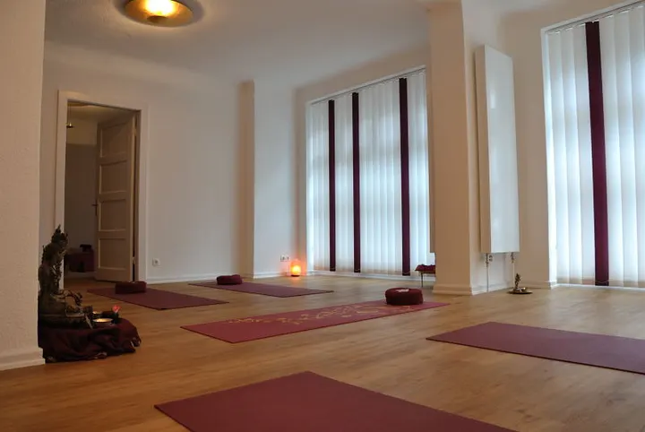Yoga Heilpraxis Hamburg Winterhude — yoga-studio in Hamburg — 3