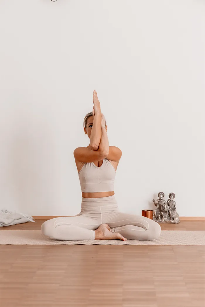 Samtosha Yoga Online-Studio — yoga-studio i Marl — 2