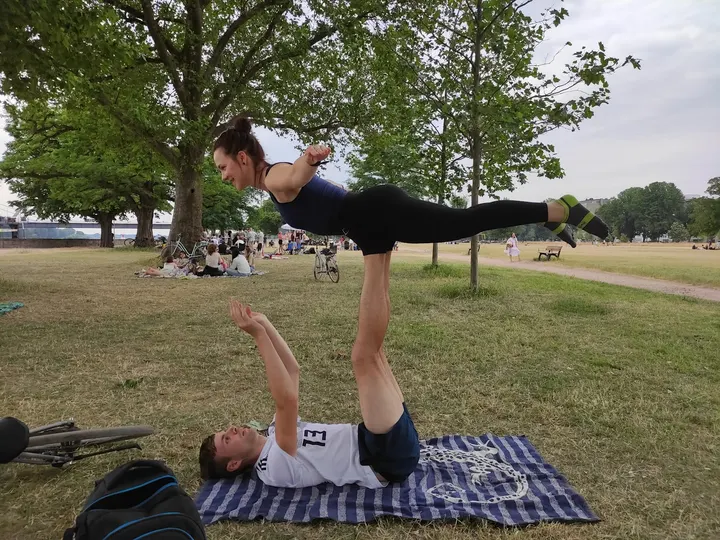 Akrobatik Yoga , acroyoga, Acro Yoga , Akro Yoga , Düsseldorf — yoga-studio in Düsseldorf — 3