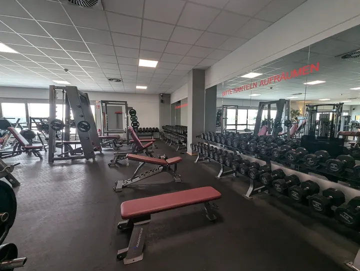 Fitness Club Aktiv Arnold GmbH Fitnessstudio — Fitnessstudio in Industriegebiet, Konstanz