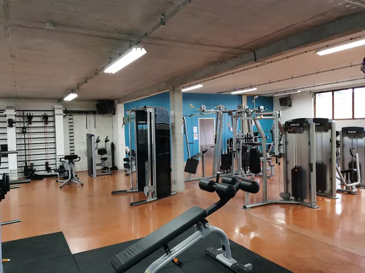 Sky Fitness — salle de fitness-studio à La Serpolière, Chalamont — 3