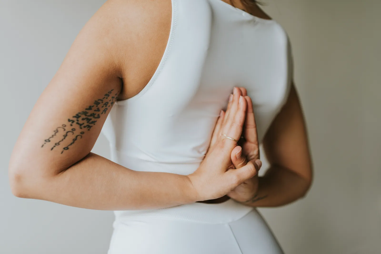YOGAWOMAN I YOGA MAMI & ME - Yoga und Pilates für Frauen, Schwangere, Mamis und Kinder — yoga-studio i München — 2
