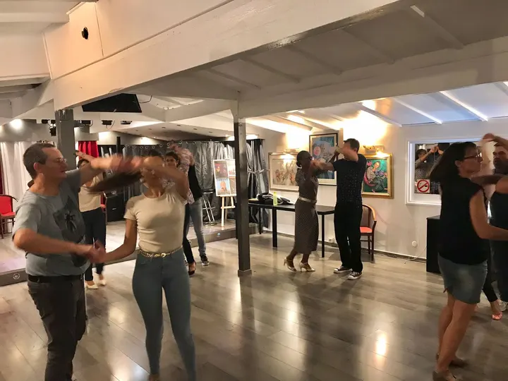 Salsa Sensation Marseille — danse-studio à Marseille — 5