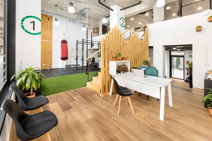BuenaVida Centro de Salud y Deporte — entrenamiento personal-studio en Granada — 3