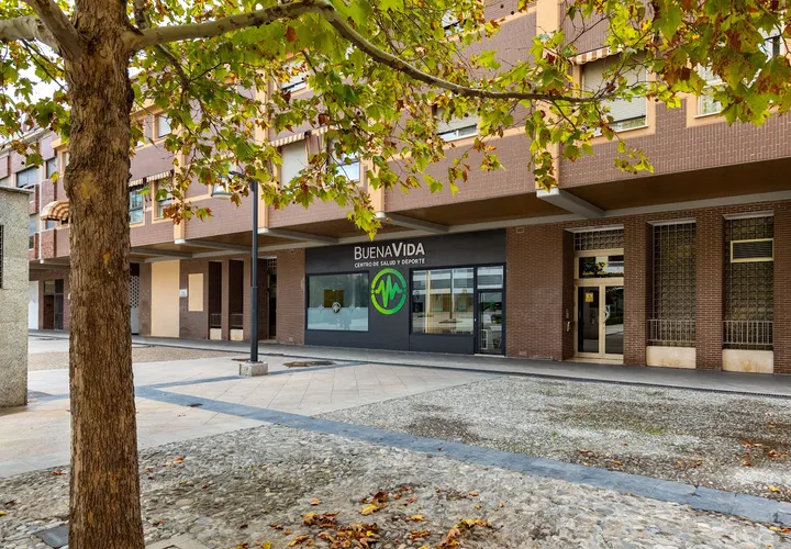 BuenaVida Centro de Salud y Deporte — Estudio de fitness en Plaza Toros - Doctores - San Lázaro, Granada