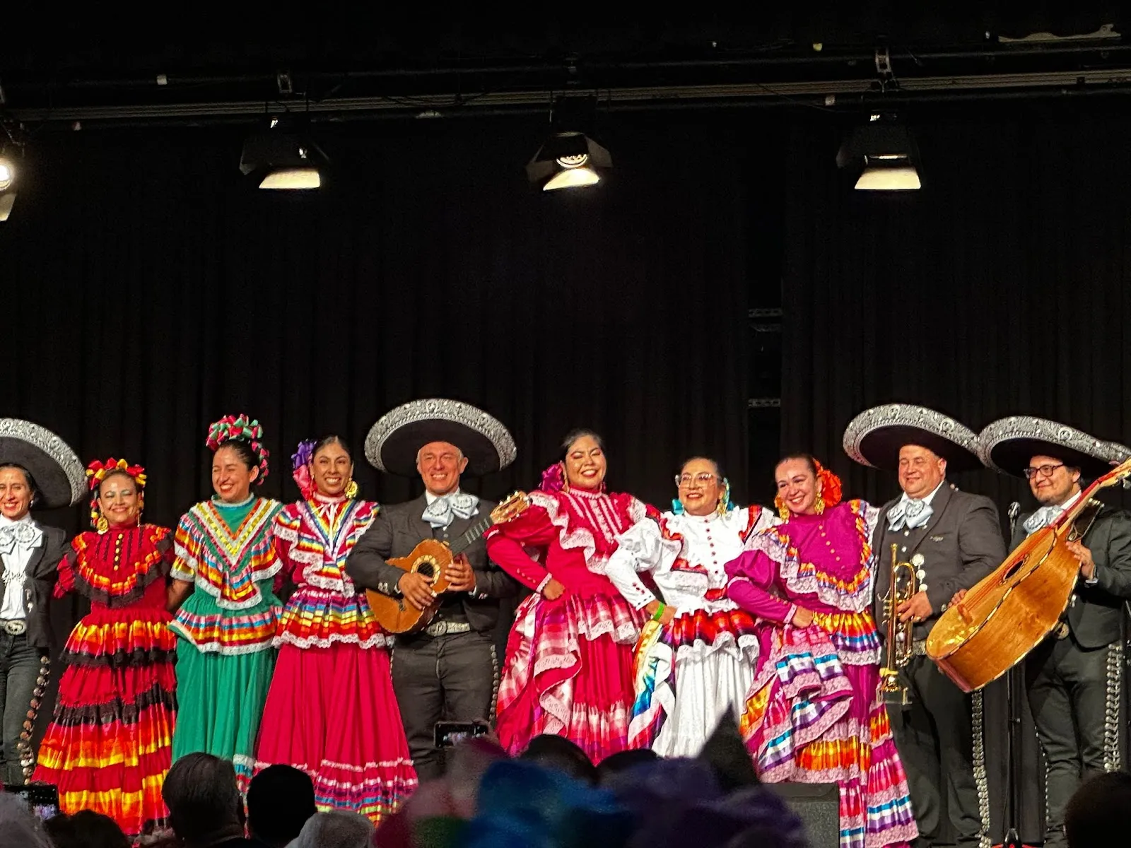 Mexikanische Tanzgruppe Adelitas Tapatías y sus Charros — tanz-studio in Karlsruhe — 4