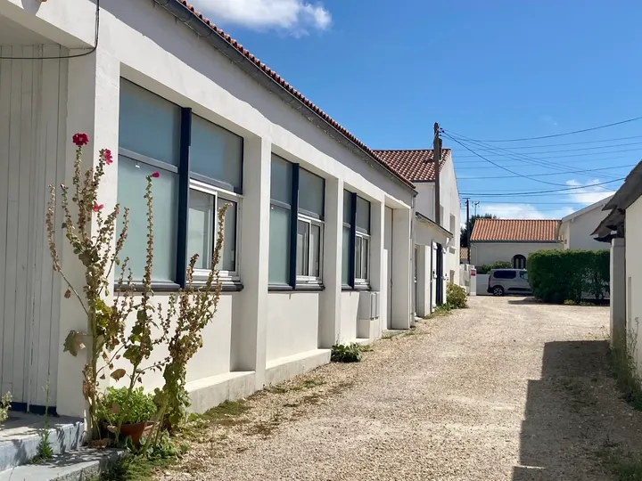 Instant Om Yoga — yoga-studio à Lafond, La Rochelle — 2