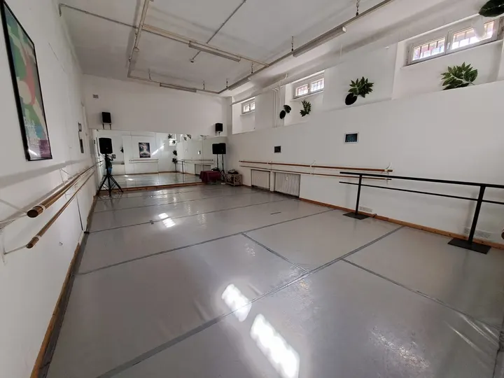 Mamadanse, Centro di Formazione alla Danza — danza-studio a Torino — 5