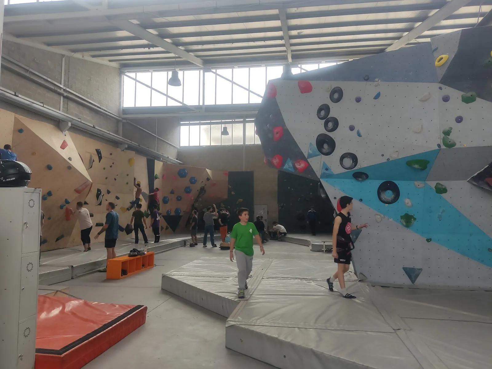 Rocódromo Rawindoor — escalada-studio en Logroño — 4