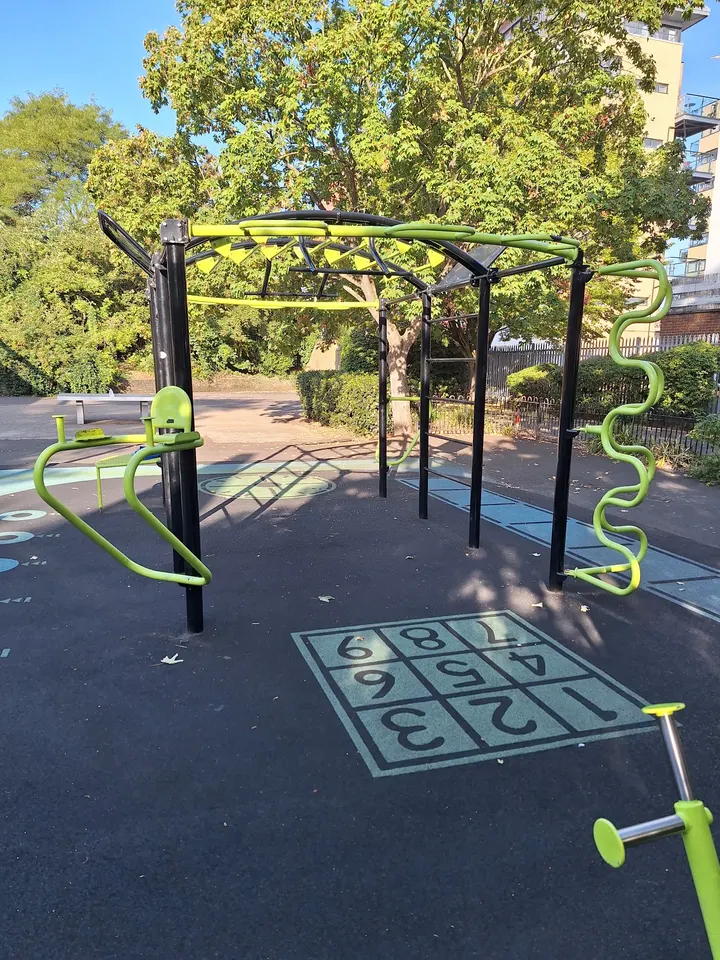 Park With Gym — Fitness Studio in Isle of Dogs, London