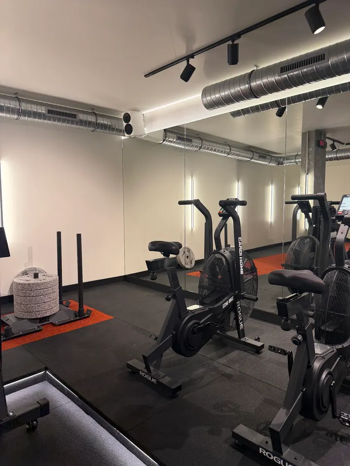 Slowe Wellness House | Jules Joffrin — bootcamp-studio à Paris 18e Arrondissement, Paris — 2