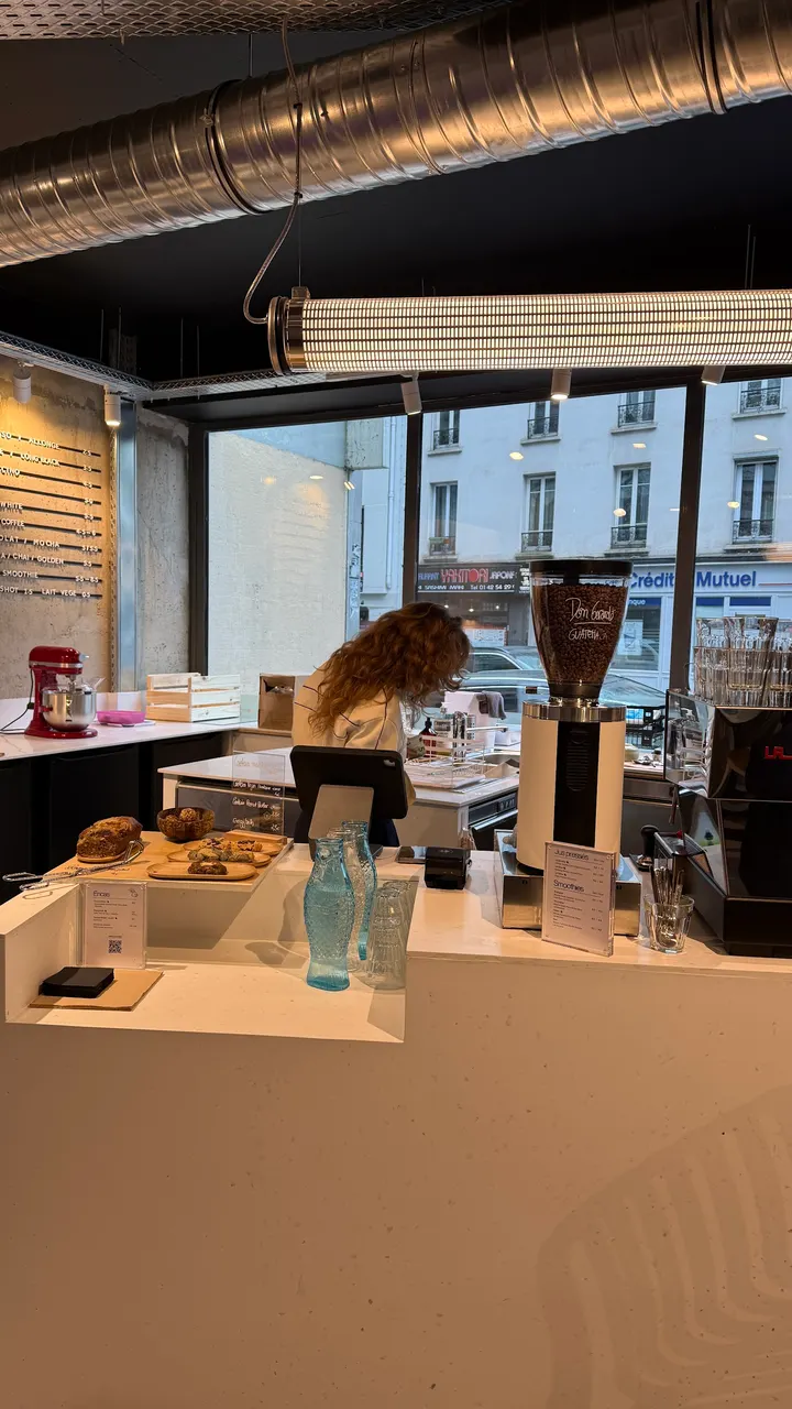 Slowe Wellness House | Jules Joffrin — bootcamp-studio à Paris — 3