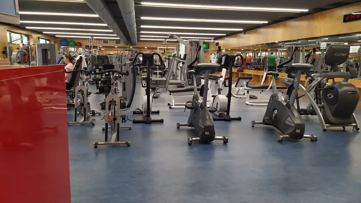Fitness- & Gesundheitszentrum — fitnessstudio in Freiburg im Breisgau — 5