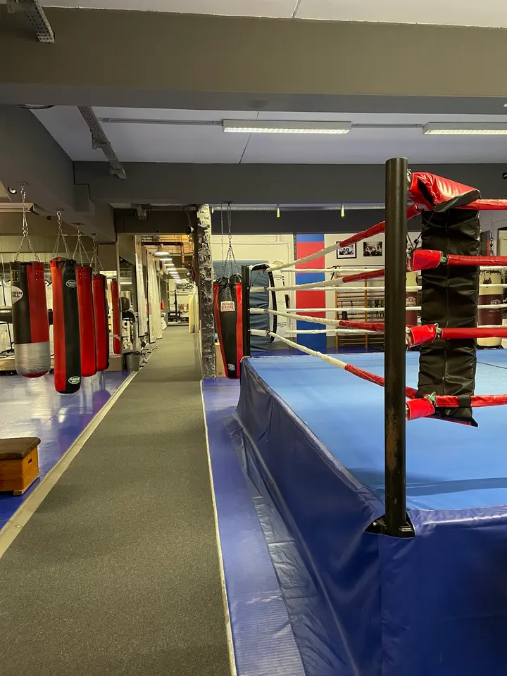 Krafthaus — fitnessstudio in Schenefeld, Hamburg — 2