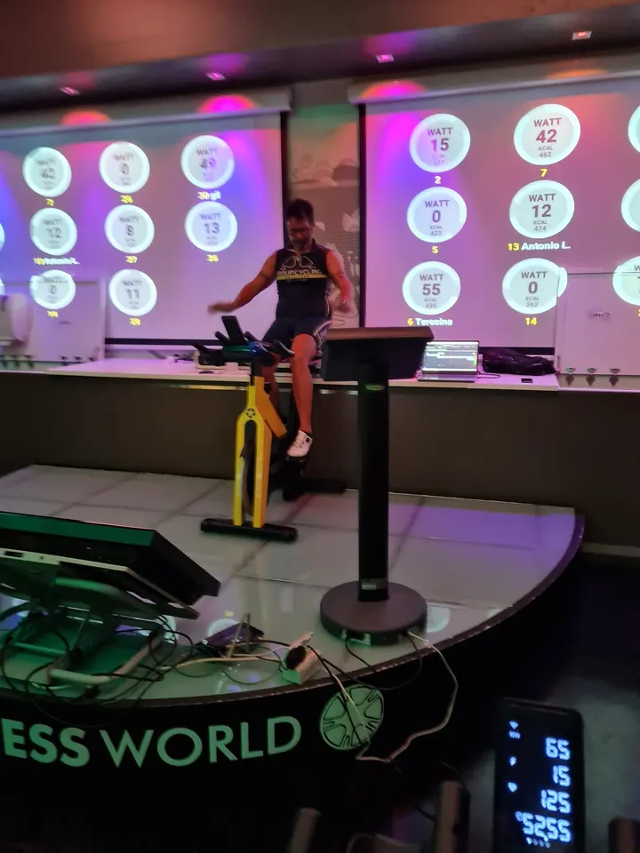 Fitness World s.r.l. — palestre-studio a Misterbianco — 3