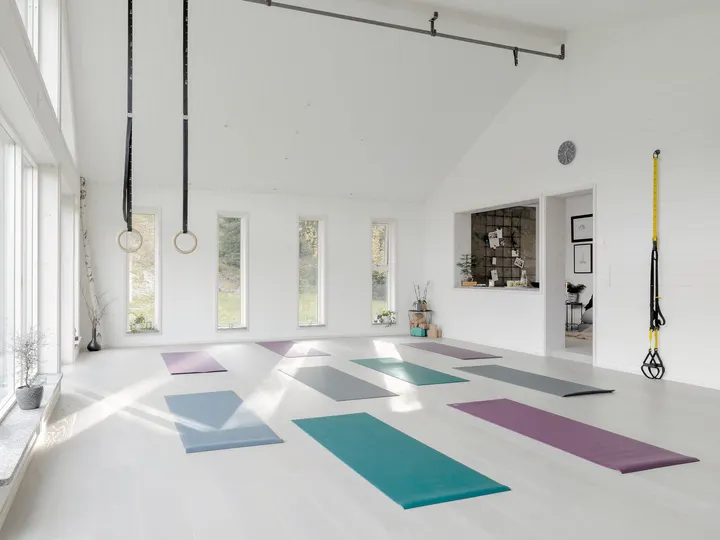CD MVMNT & YOGA — yoga-studio i Västerlanda — 2