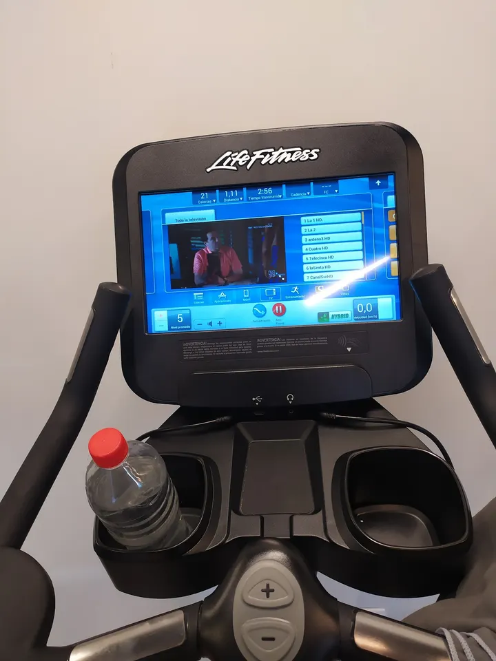 Supera Anytime S.L. — Estudio de fitness en La Buhaira, Sevilla