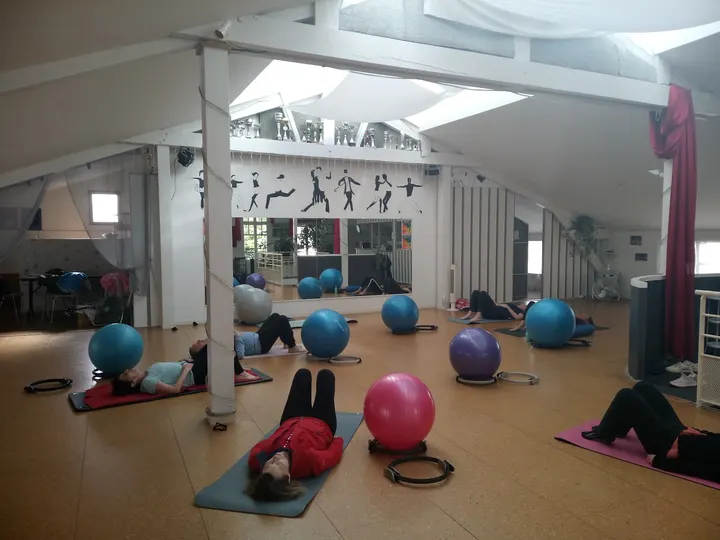 Agnès.BYogaPilatesRun — Yoga à Giraudeau, Tours
