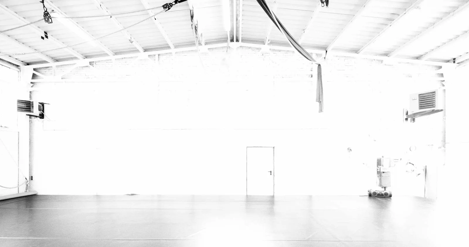 Q Space — aerial-studio i Berlin — 2