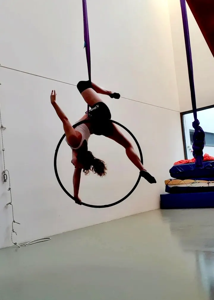 Studio 83 Pole & Aéreos Sevilla — pole fitness-studio en Sevilla — 5