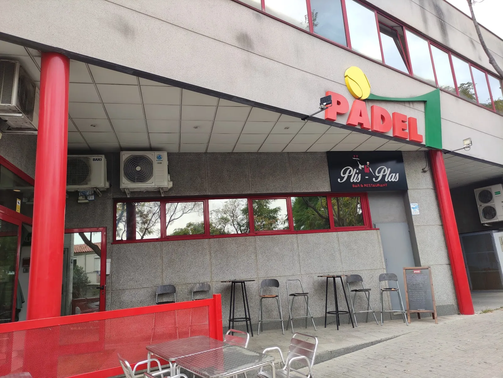 Pàdel 1 Sabadell — estudio de fitness-studio en Barcelona — 2