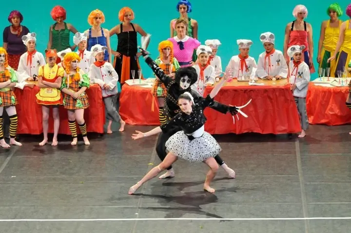 Cadanse B — Danse à La Pie, Saint-Maur-des-Fossés