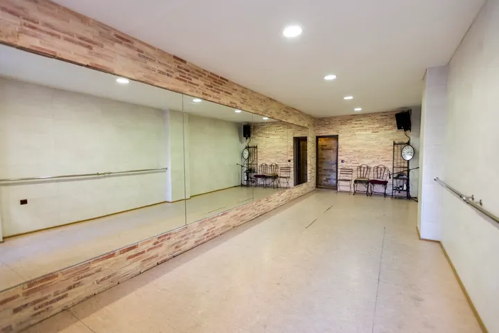 Estudios Manuel Betanzos — baile-studio en Sevilla — 4