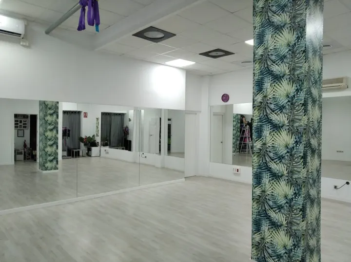 ANUADANCE — Aerial en Carabanchel, Madrid
